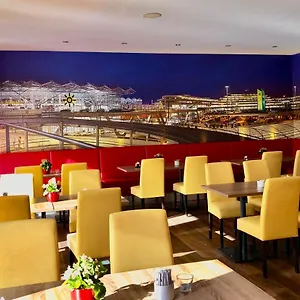 Montana Koeln-bonn Airport Hotel